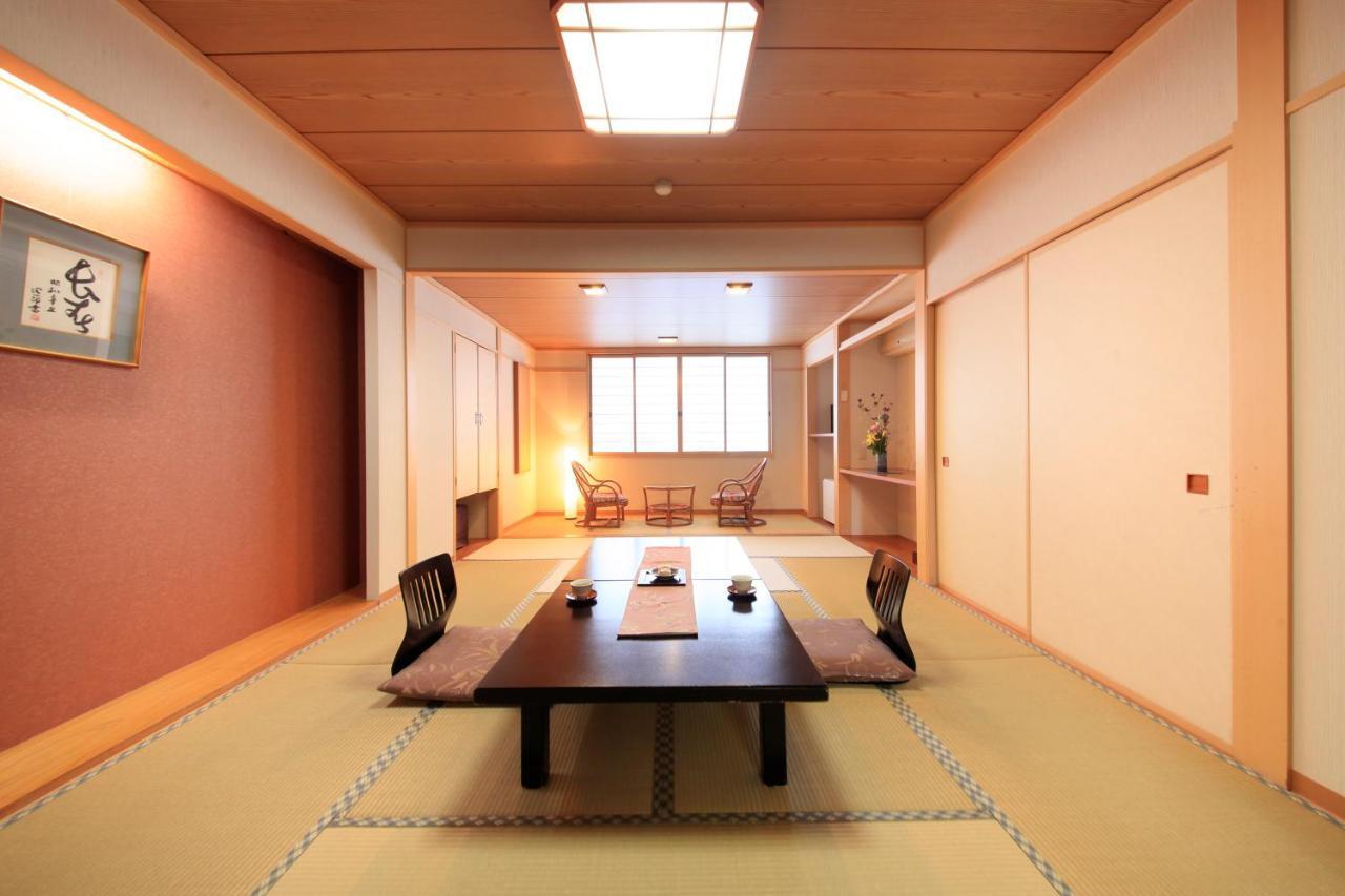Hotel Tsubakino Jamanouči Exteriér fotografie